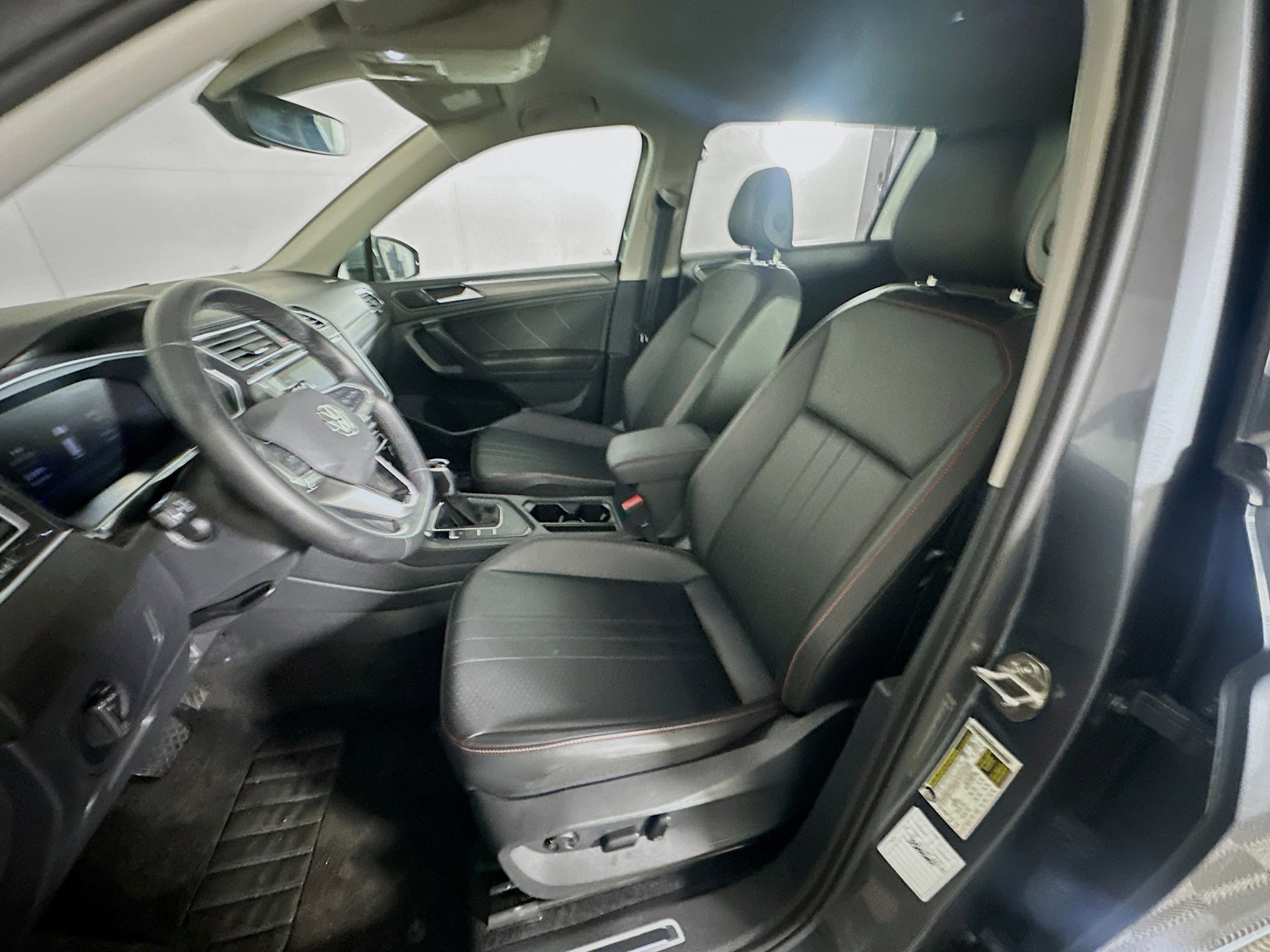 Used 2024 Volkswagen Tiguan Wolfsburg Edition image 13