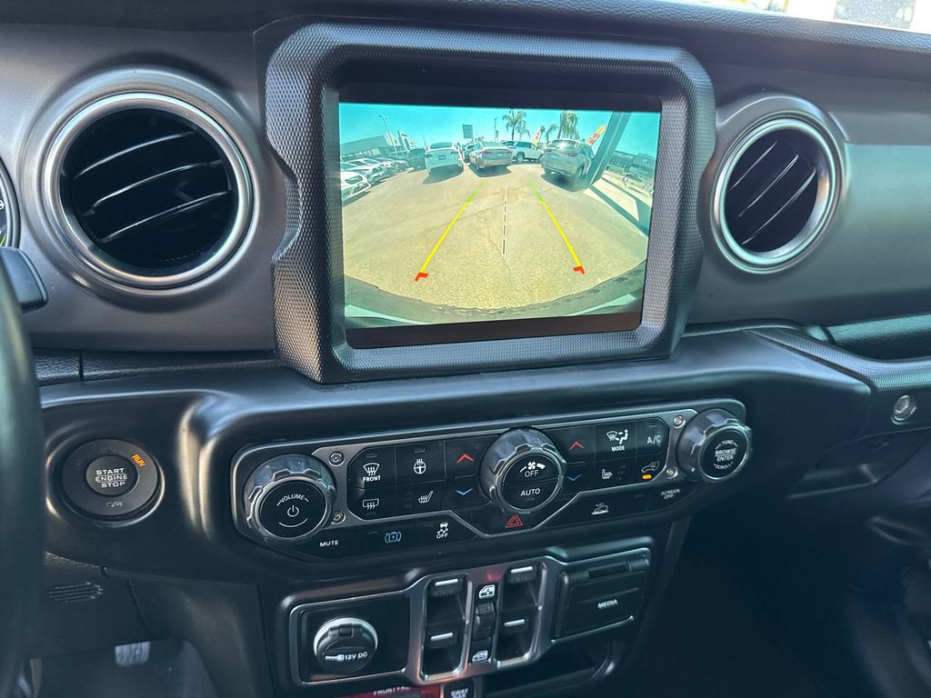 Used 2019 Ford Expedition Limited w/ Equipment Group 301A RWD image 31