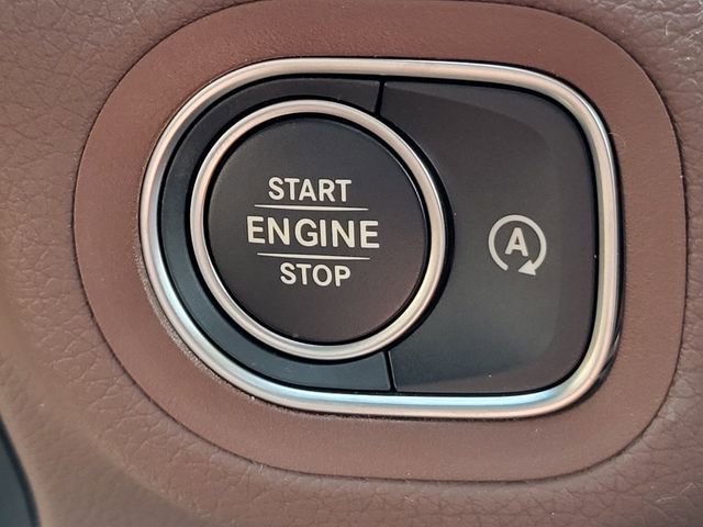 New 2025 Mercedes-Benz GLS 450 4MATIC image 32