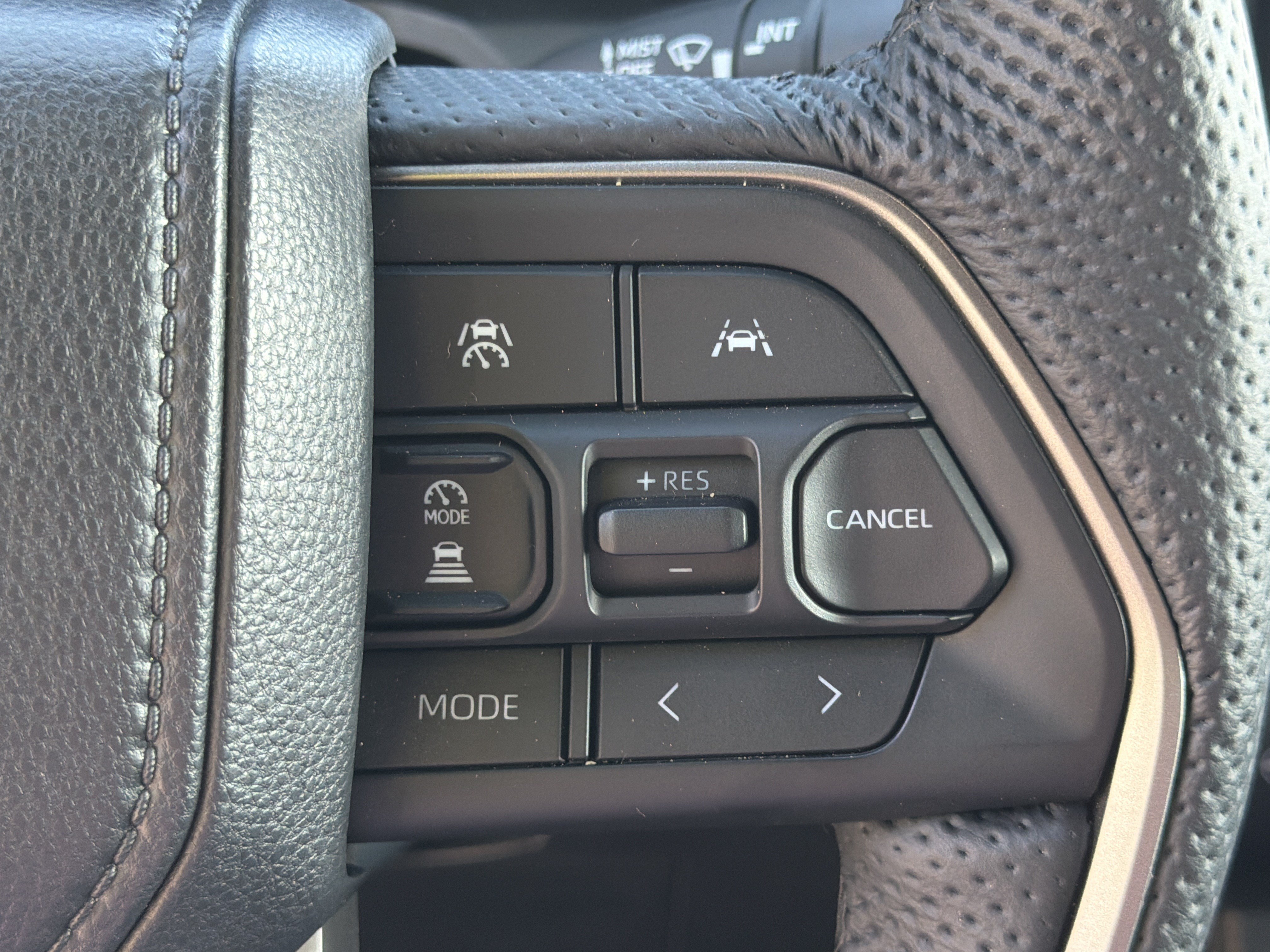 Used 2025 Toyota Tacoma 4x4 Double Cab Hybrid image 24