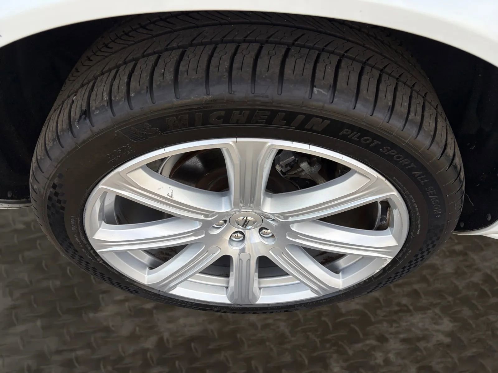 Used 2019 Volvo XC90 T6 Inscription w/ Advanced Package AWD/4WD image 38