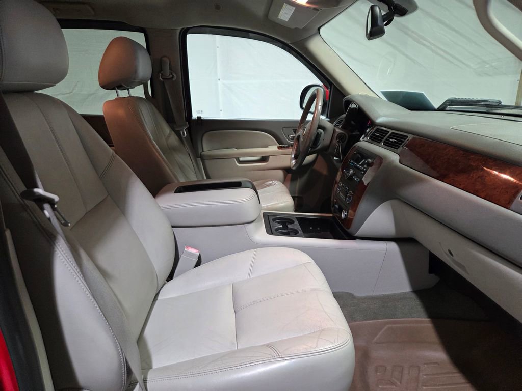 Used 2011 Chevrolet Silverado 2500 LTZ image 8