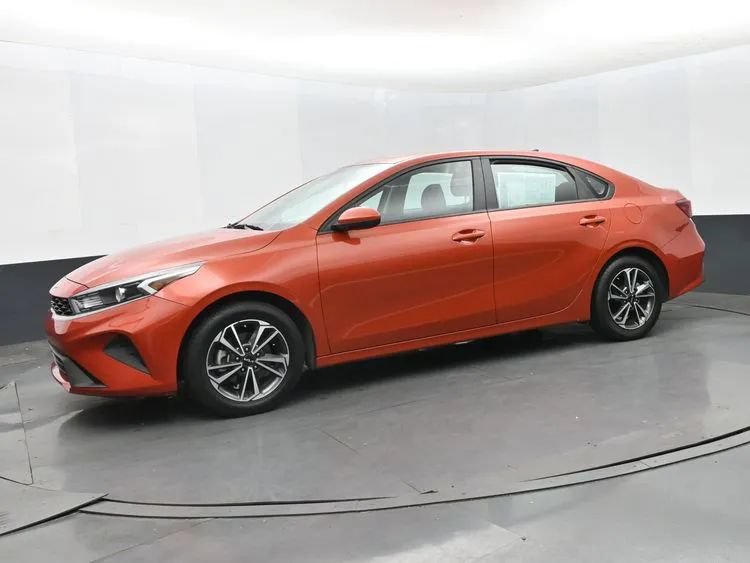 Used 2024 Kia Forte LXS FWD image 5