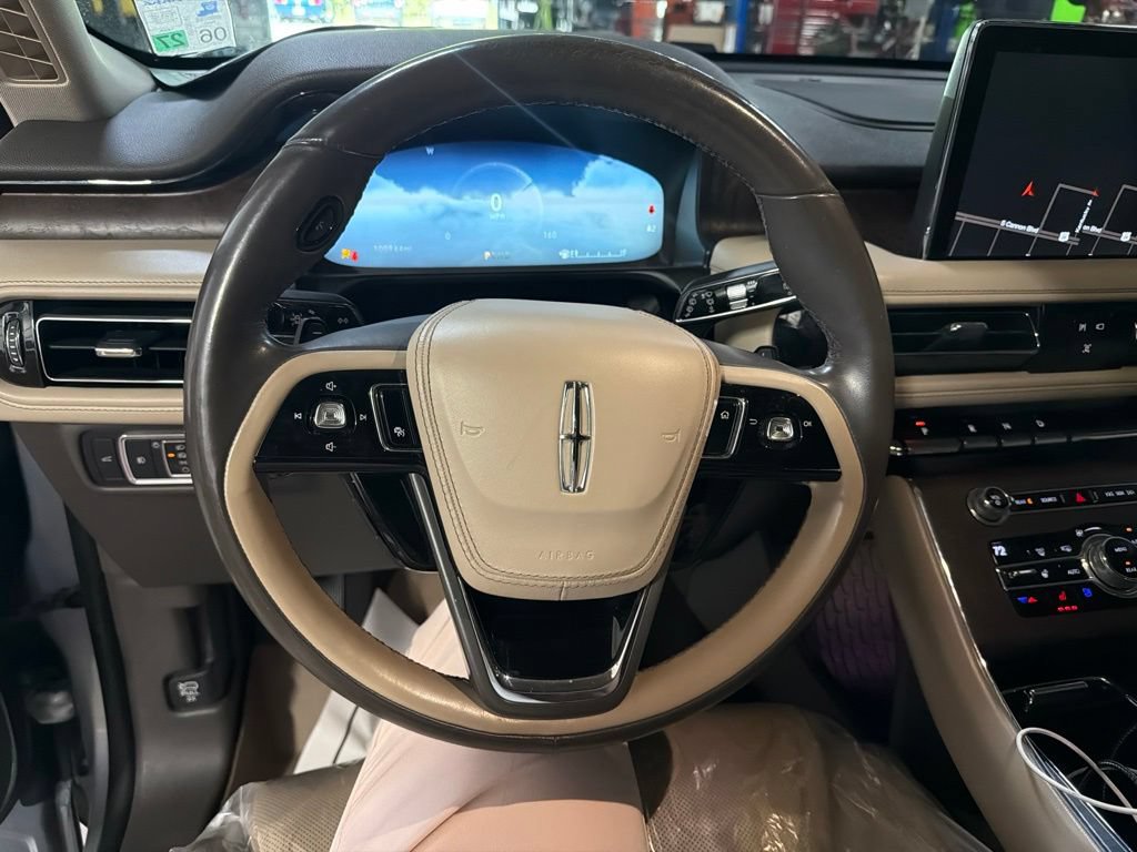 Used 2020 Lincoln Aviator Reserve w/ Equipment Group 201A RWD image 26