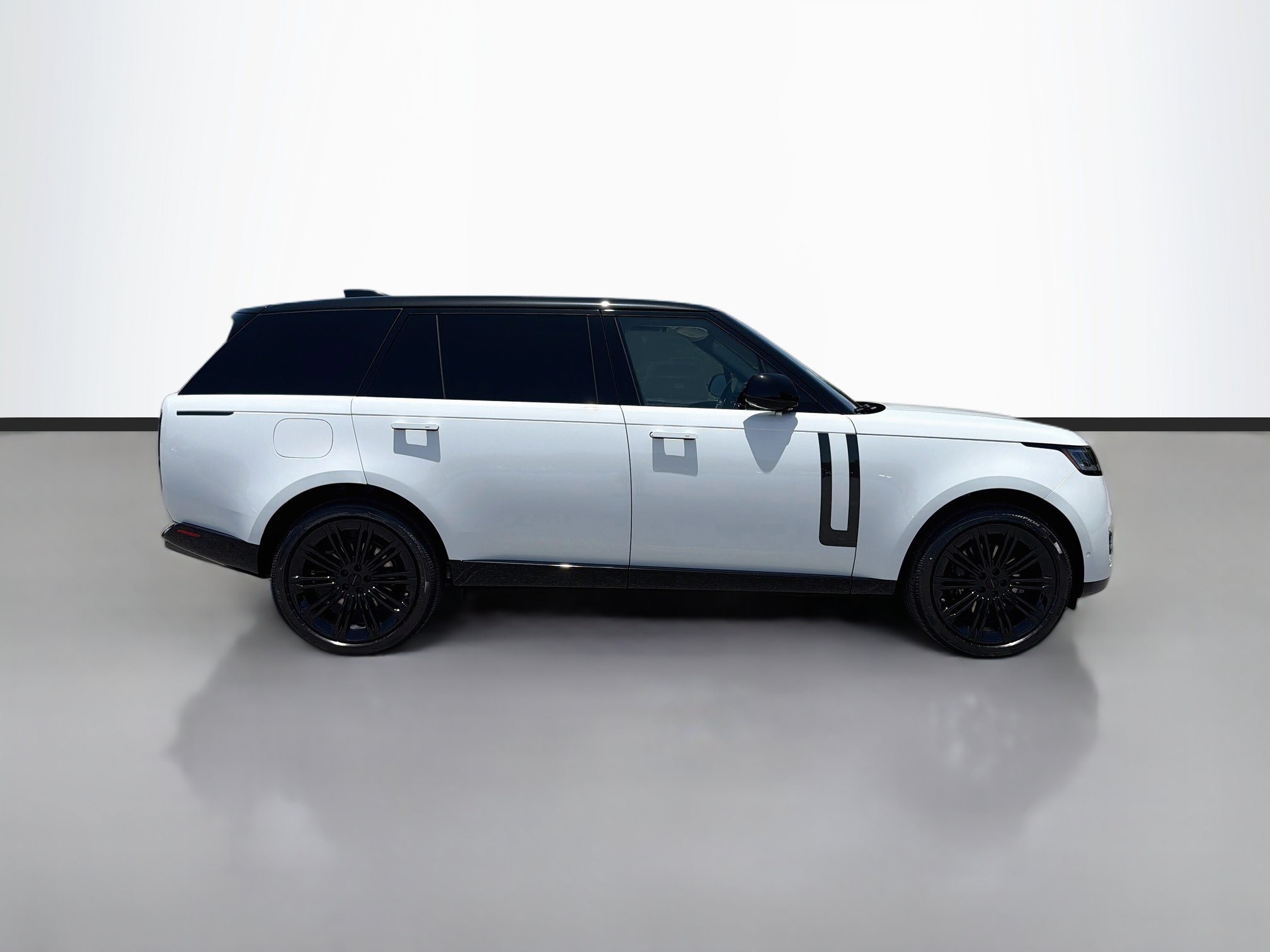 New 2026 Land Rover Range Rover Long Wheelbase SE AWD/4WD image 6