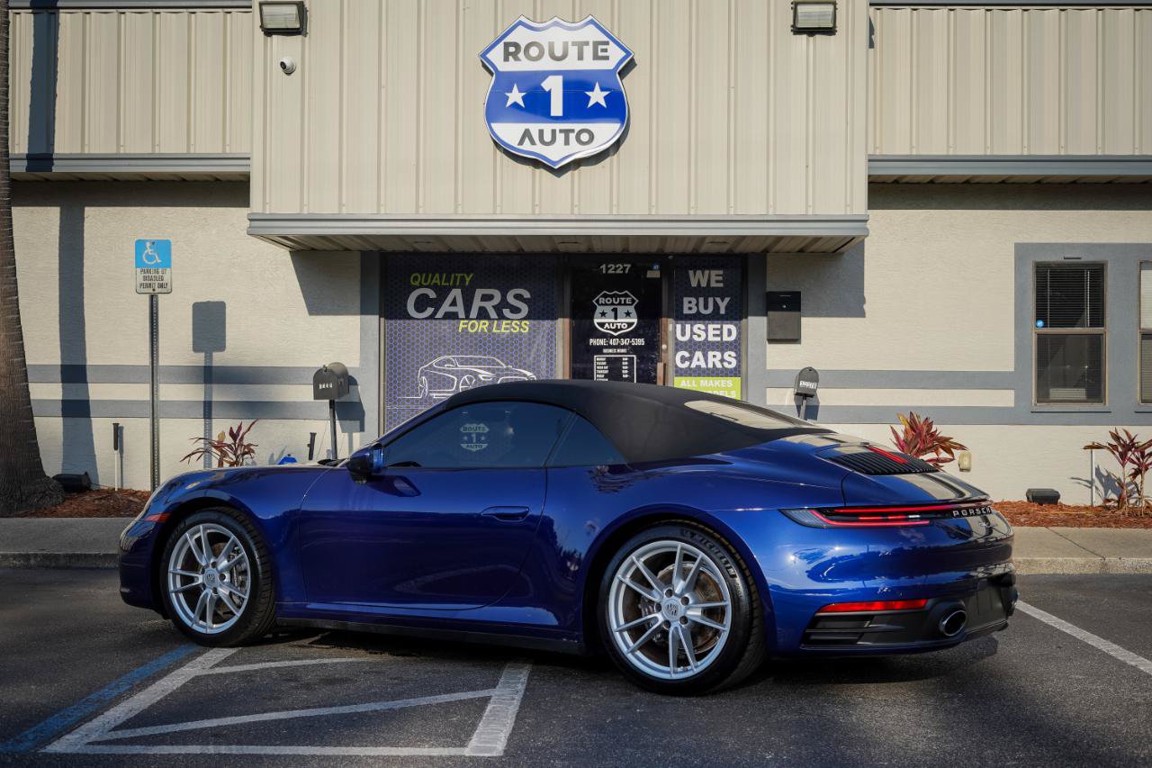 Used 2021 Porsche 911 Carrera w/ Premium Package RWD image 7