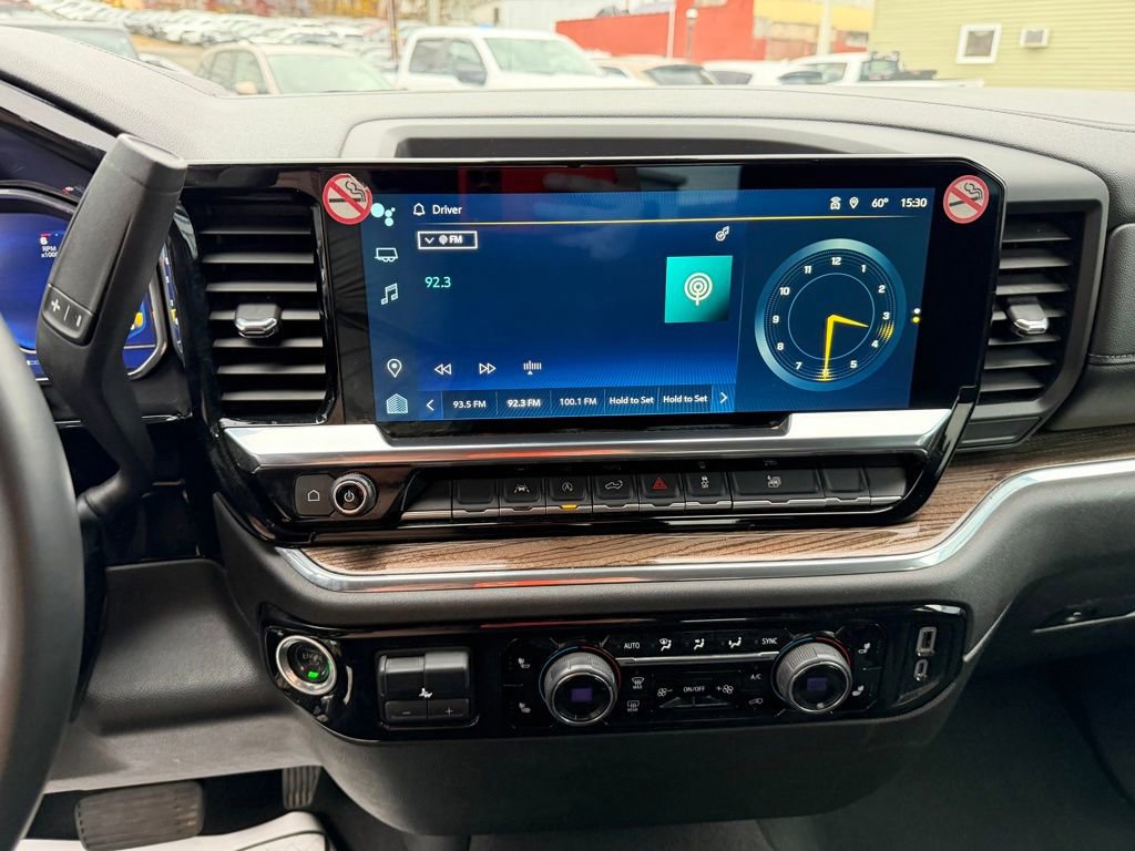 Used 2025 Chevrolet Silverado 1500 LT image 18