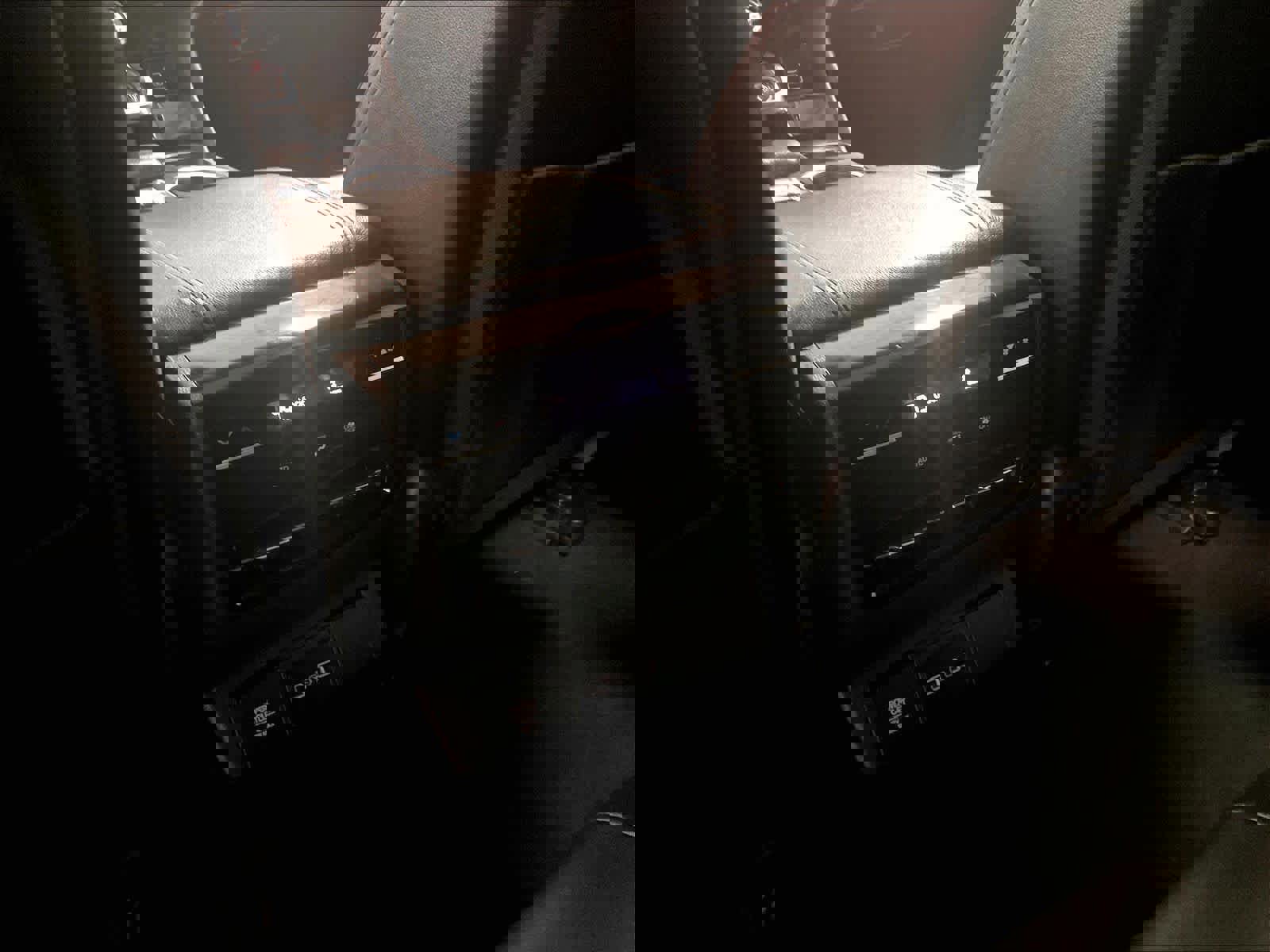 Used 2023 Acura MDX SH-AWD image 29