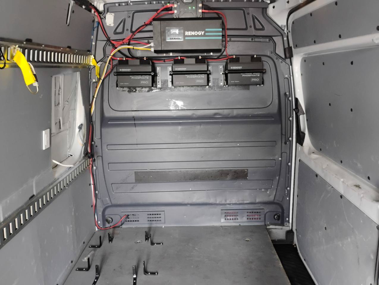 Used 2017 Mercedes-Benz Sprinter 2500 w/ Driver Comfort Package image 7