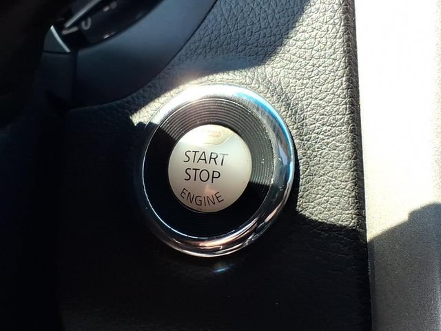 Used 2015 Nissan Altima 2.5 SV w/ Convenience Package FWD image 24