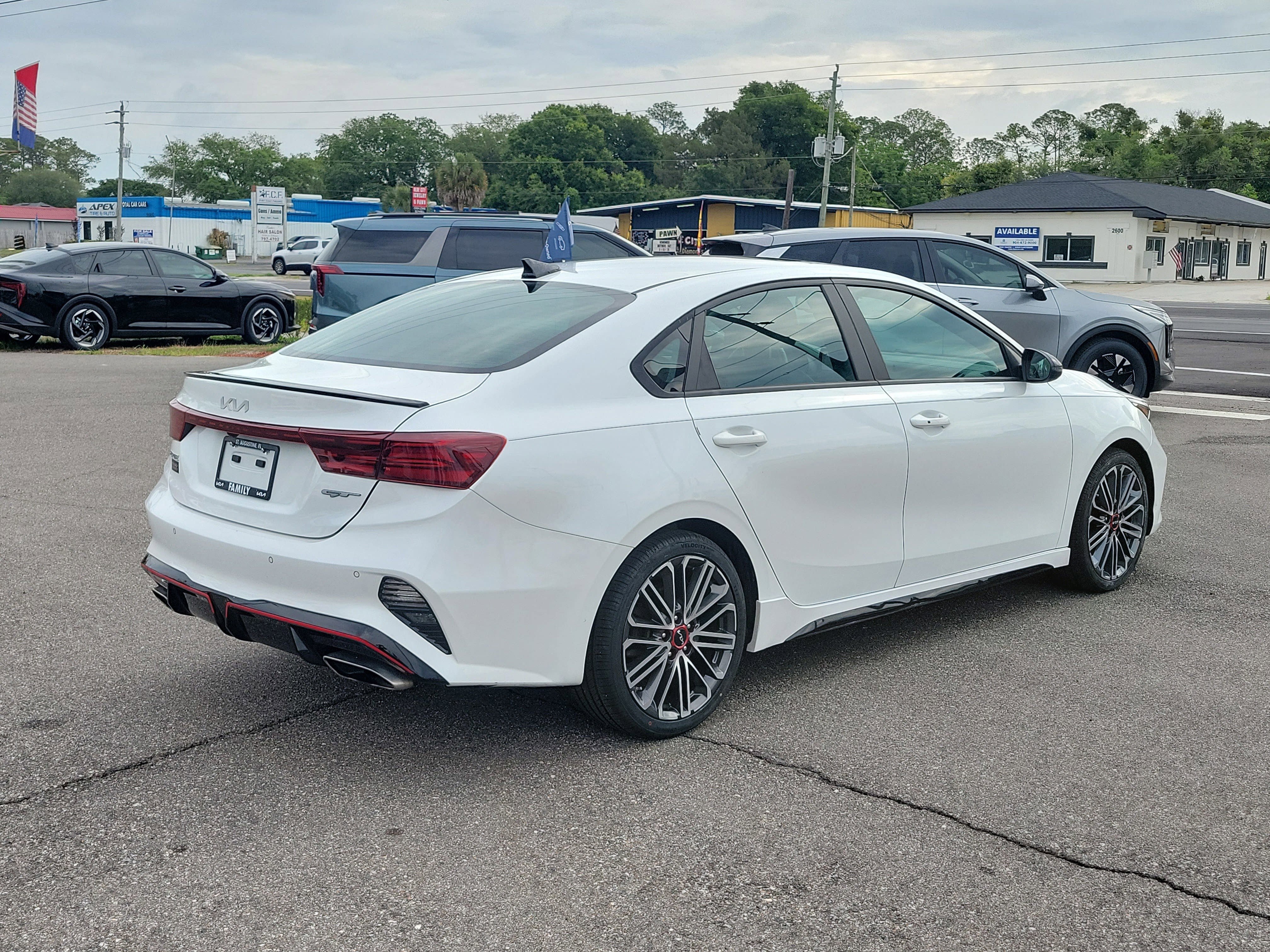 Certified 2023 Kia Forte GT w/ GT2 Package FWD image 6