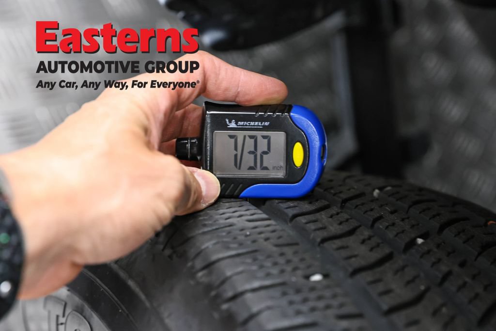 Used 2025 Toyota Tacoma SR RWD image 22