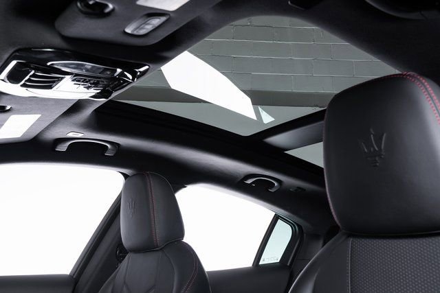 Used 2023 Maserati Grecale Modena image 19