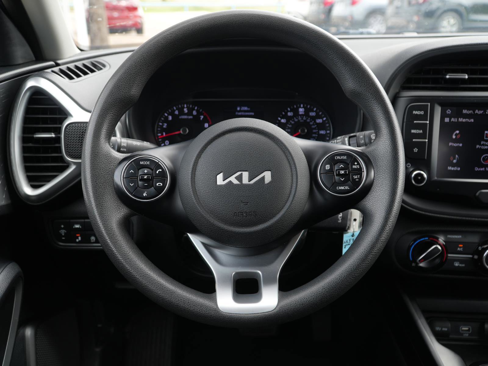 Used 2022 Kia Soul LX w/ Technology Package FWD image 17