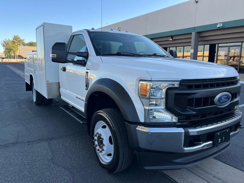 Used 2020 Ford F550 2WD Regular Cab Super Duty image 2