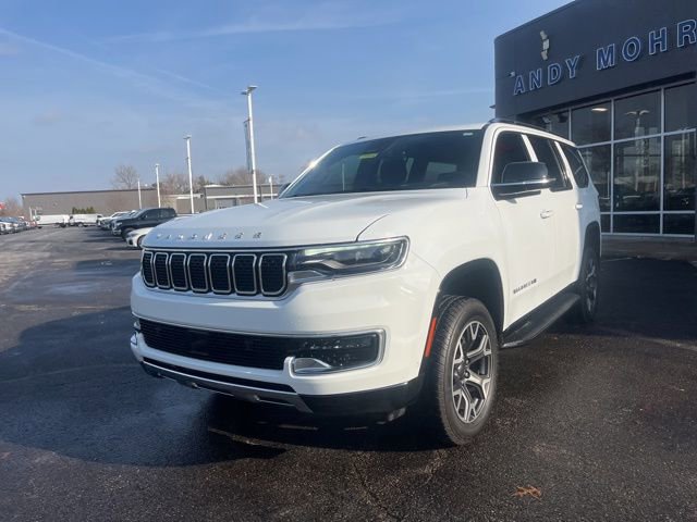 Used 2023 Jeep Wagoneer Series III w/ Preferred Equipment Group image 13