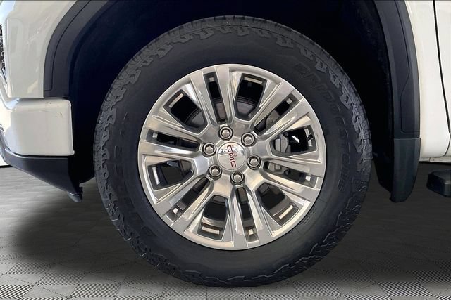Used 2023 GMC Sierra 1500 Denali w/ Technology Package AWD/4WD image 21