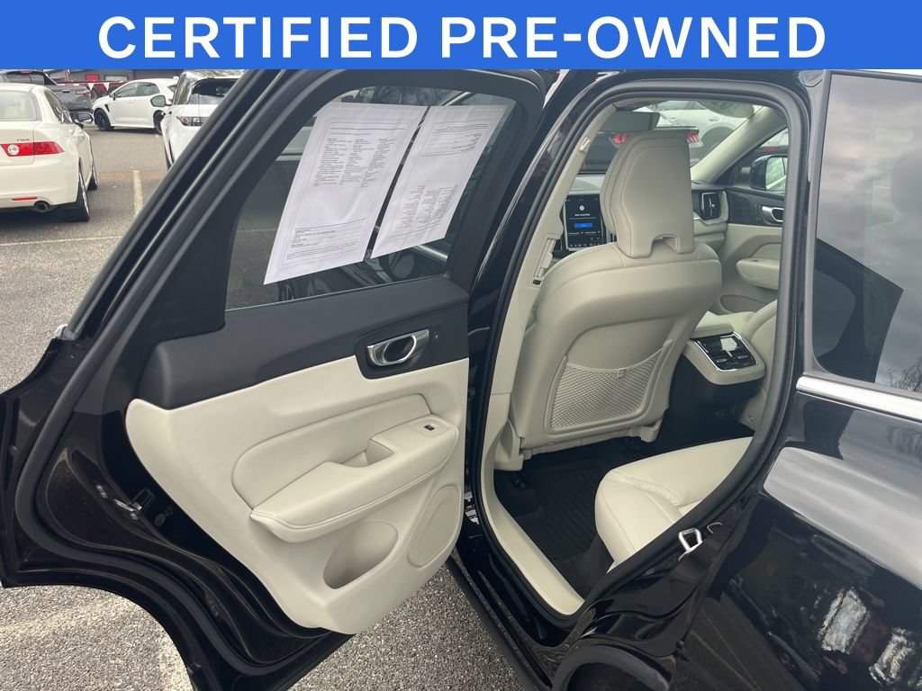 Used 2023 Volvo XC60 B5 Ultimate w/ Climate Package AWD/4WD image 15
