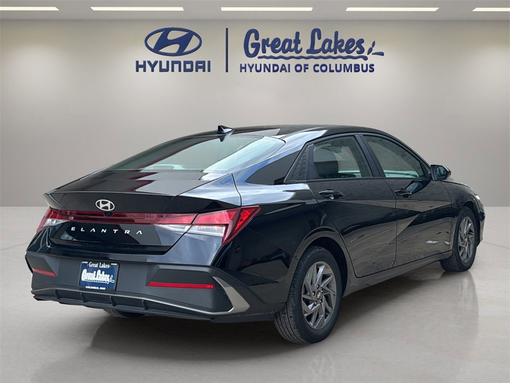 Certified 2024 Hyundai Elantra SEL image 5
