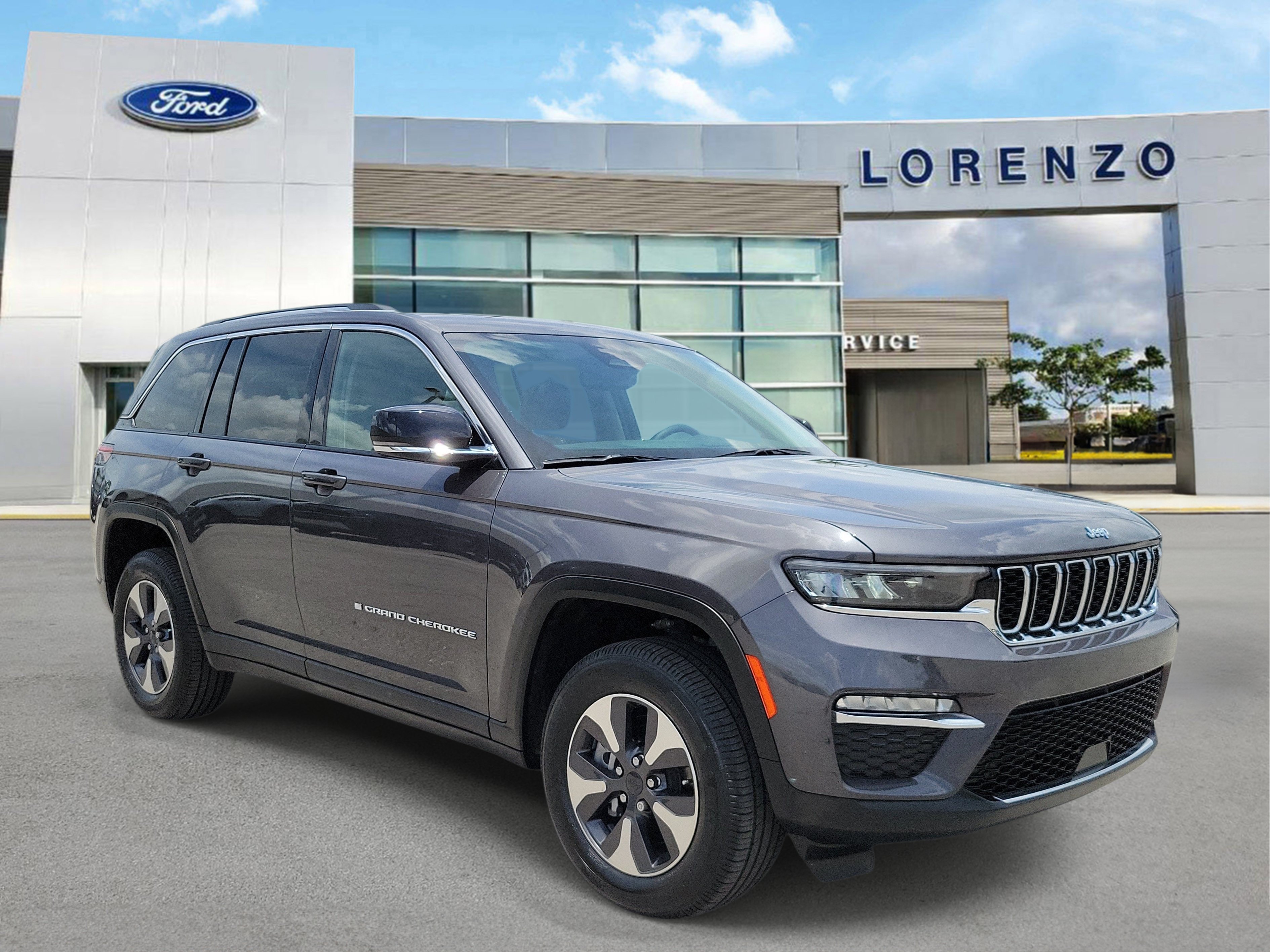 Used 2022 Jeep Grand Cherokee Limited 4xe AWD/4WD image 3