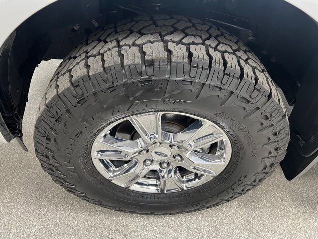 Used 2017 Ford F150 Lariat w/ Equipment Group 502A Luxury image 14