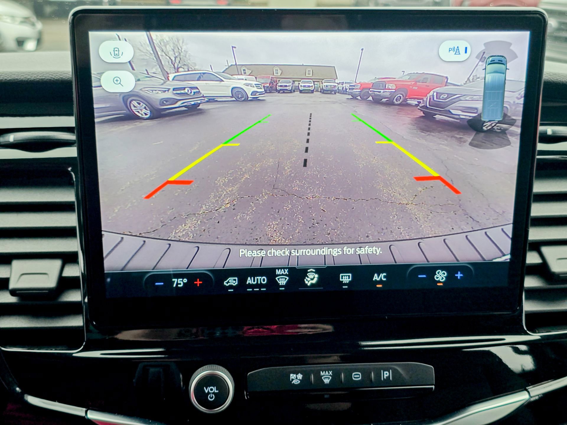 Used 2023 Ford Transit 350 XLT image 43