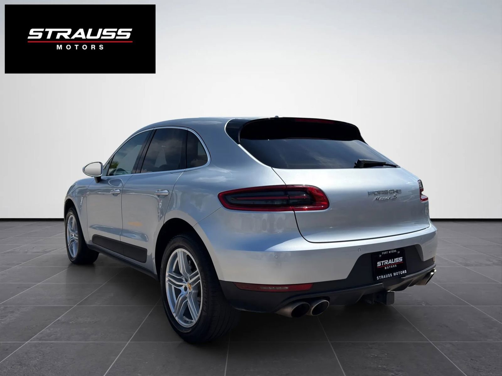 Used 2018 Porsche Macan S image 8