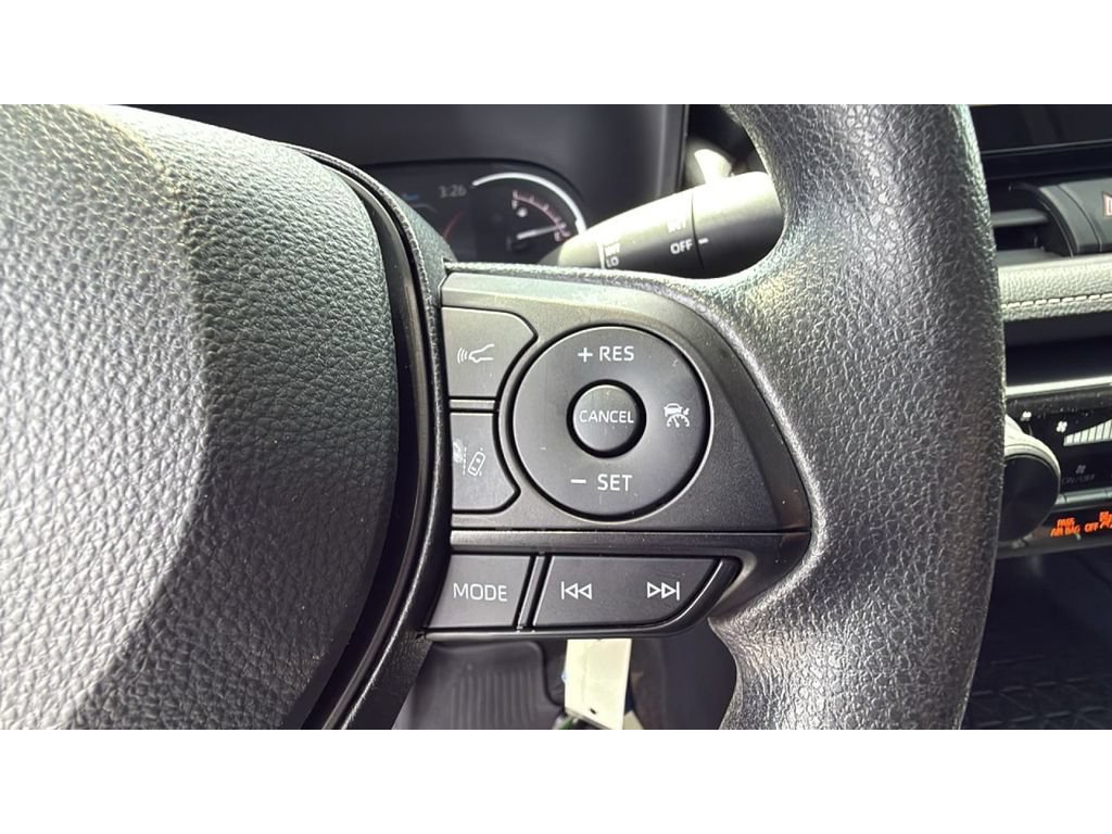 Certified 2025 Toyota RAV4 LE AWD/4WD image 26