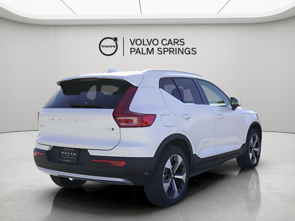 New 2025 Volvo XC40 B5 Core w/ Protection Package Premier AWD/4WD image 9