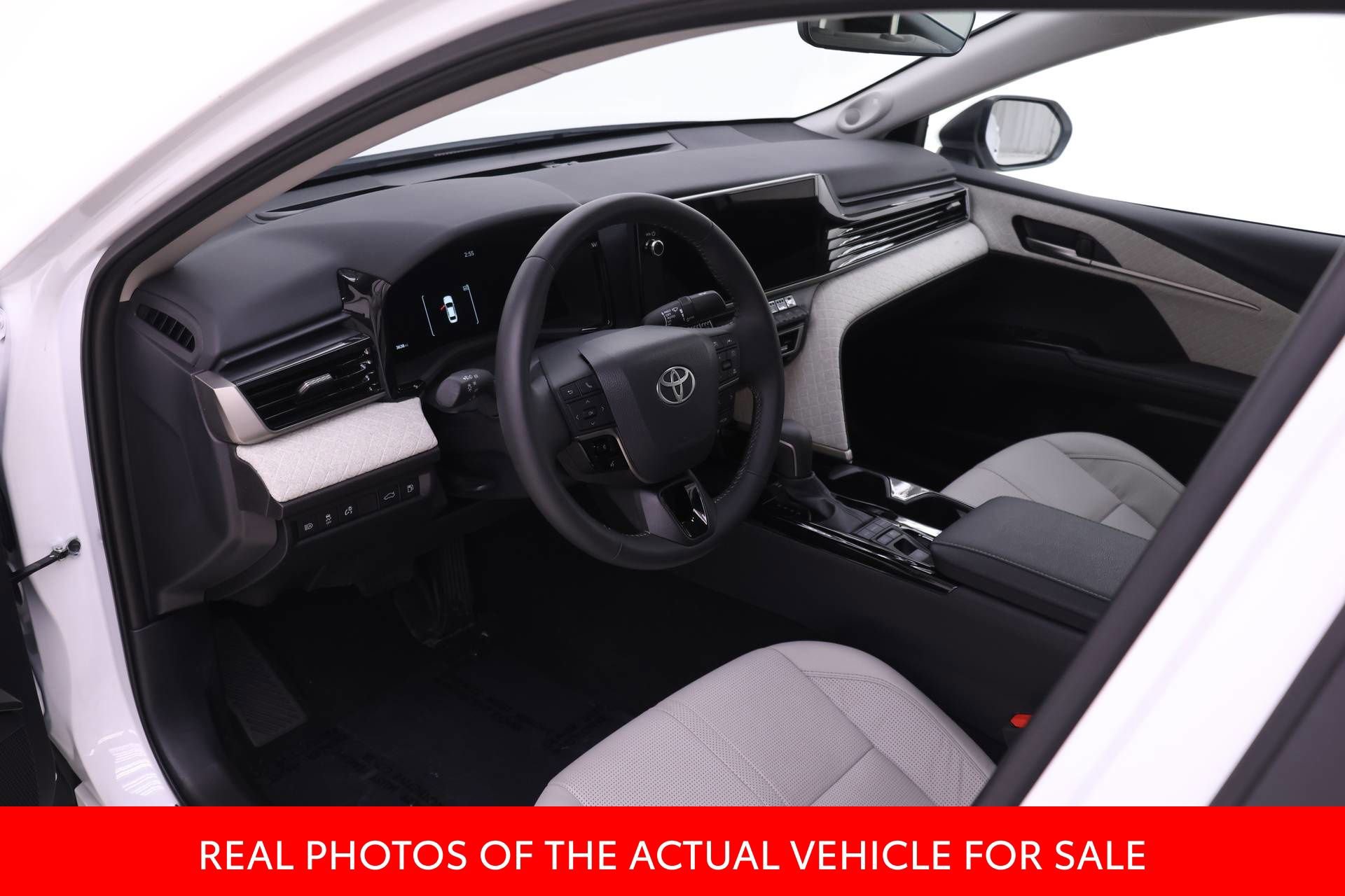 Certified 2025 Toyota Camry XLE w/ Premium Package image 3