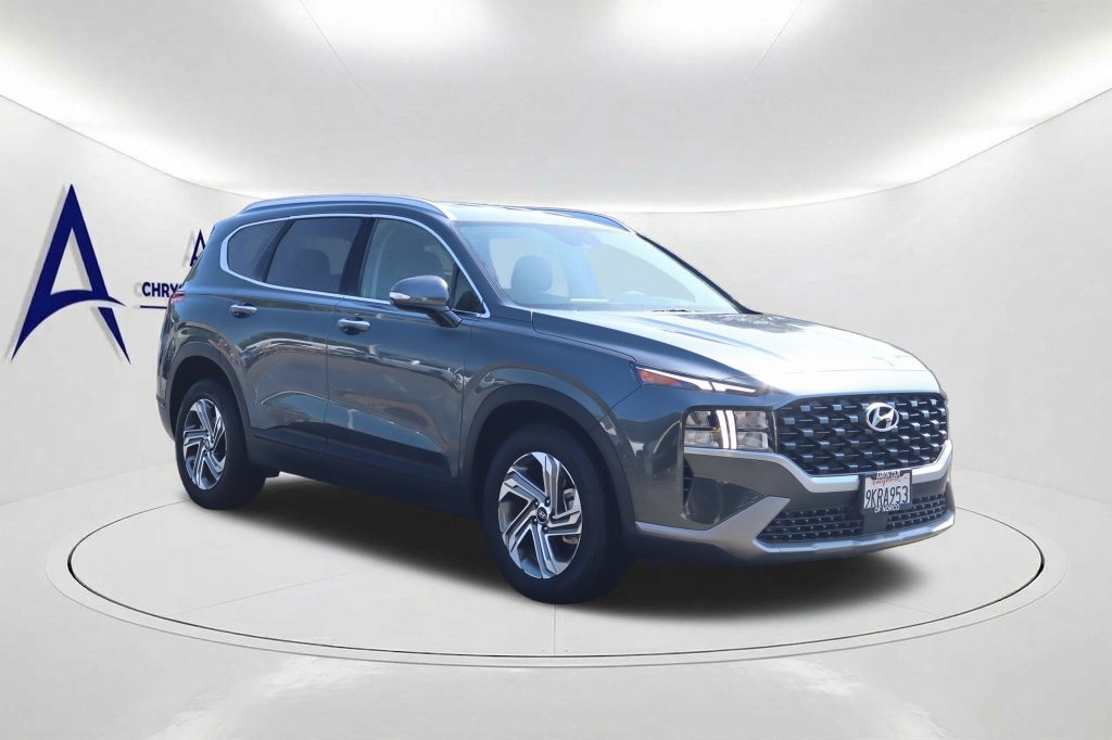 Used 2023 Hyundai Santa Fe SEL FWD image 3
