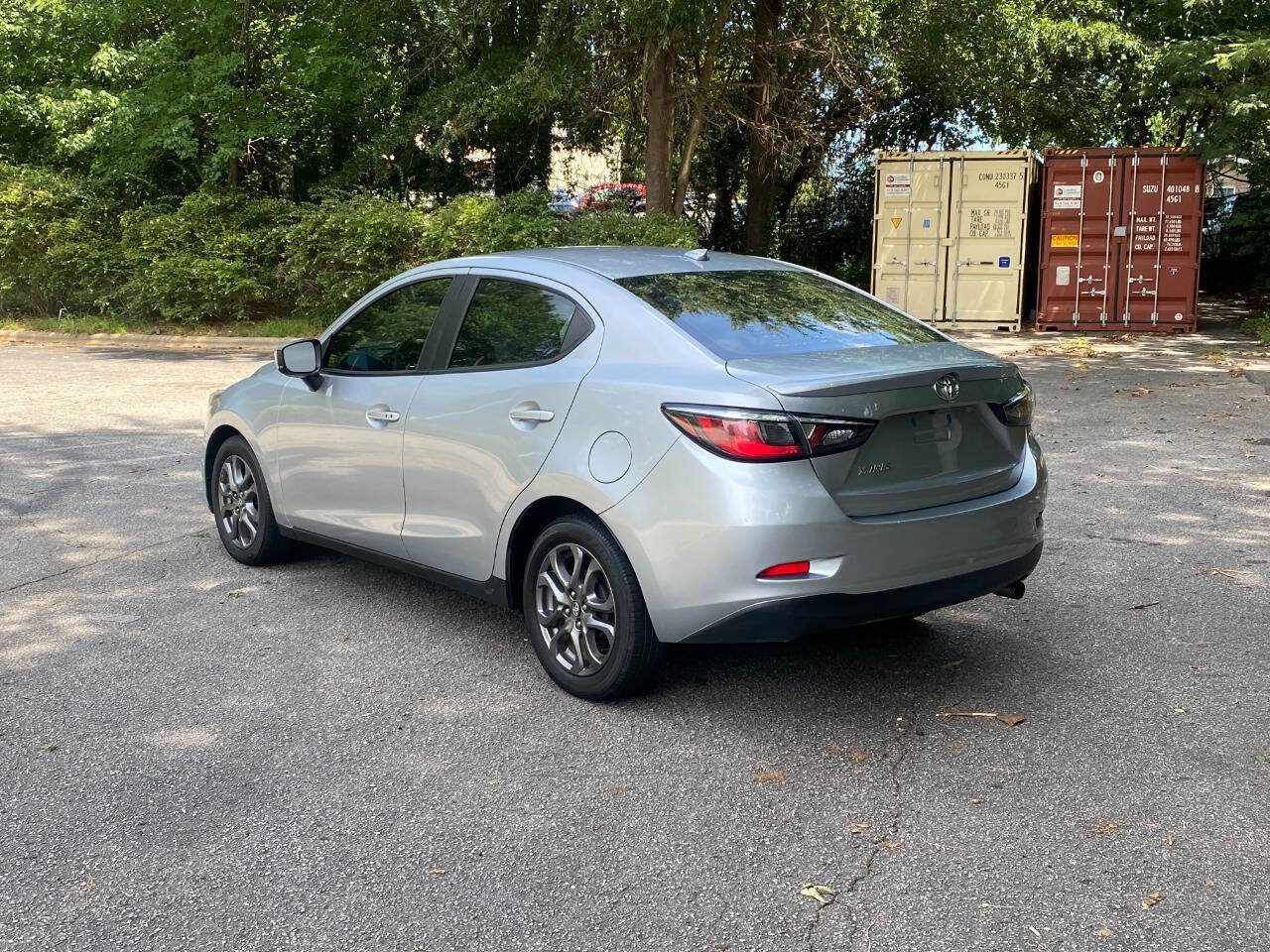 Used 2019 Toyota Yaris LE FWD image 7