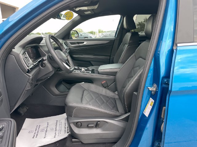 Used 2024 Volkswagen Atlas Cross Sport SE FWD image 19