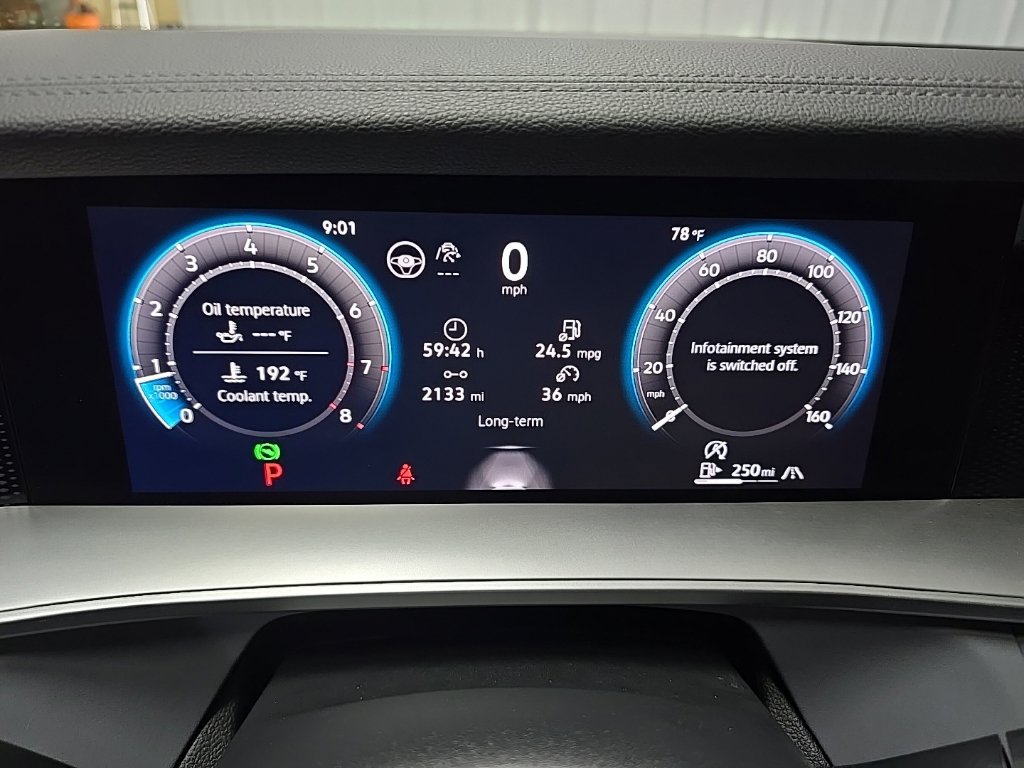 Used 2025 Volkswagen Tiguan SE R-Line AWD/4WD image 24