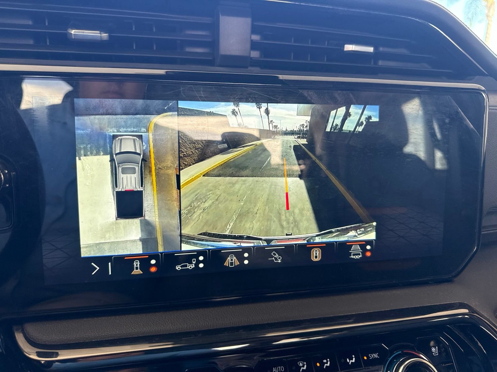 Certified 2025 GMC Sierra 1500 AT4 AWD/4WD image 10