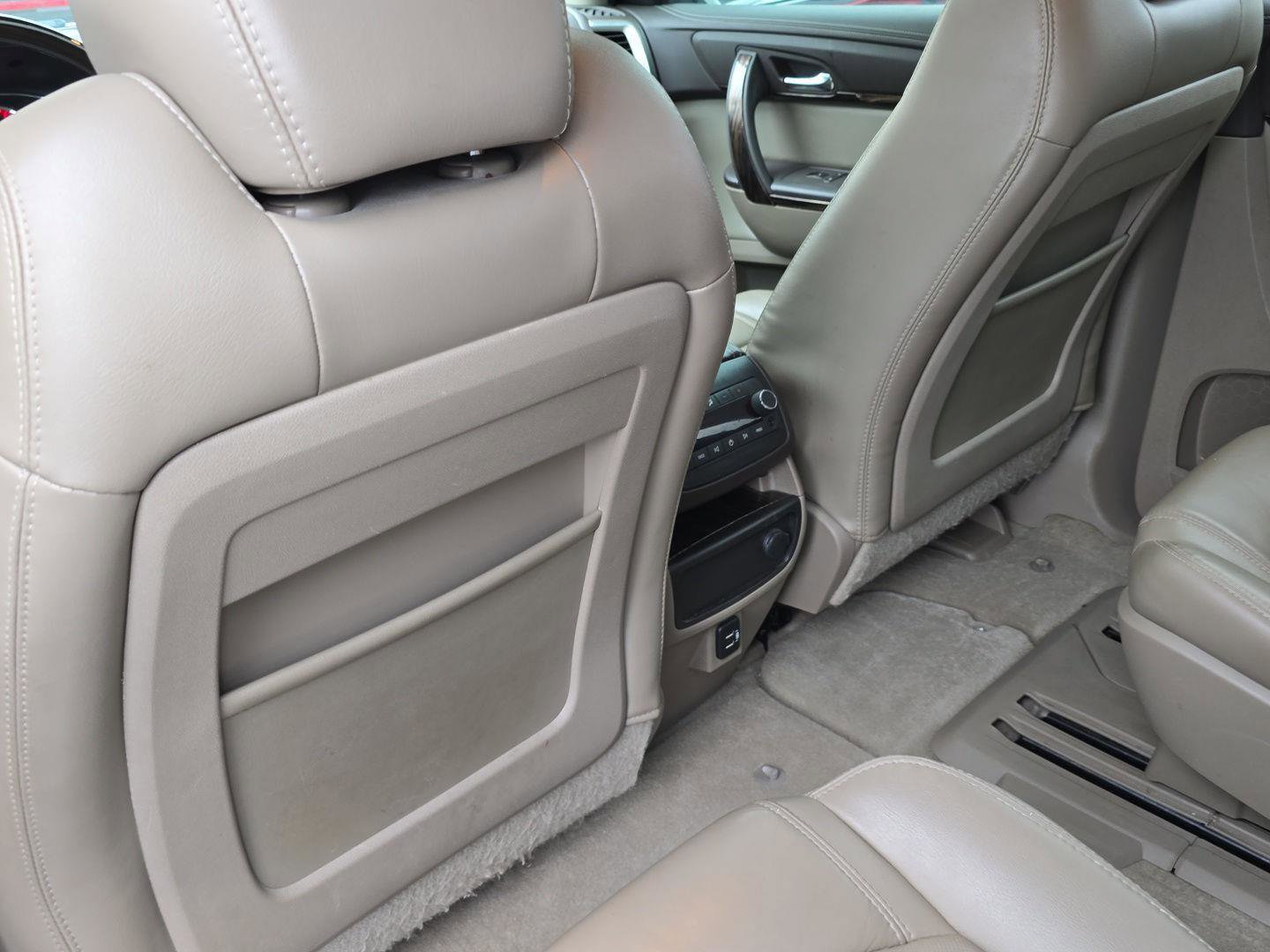 Used 2016 GMC Acadia Denali image 36