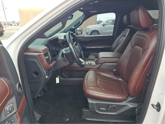 Used 2022 Ford Expedition Max Limited AWD/4WD image 5