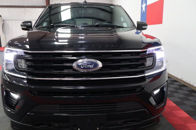 Used 2020 Ford Expedition Limited w/ Equipment Group 303A AWD/4WD image 23