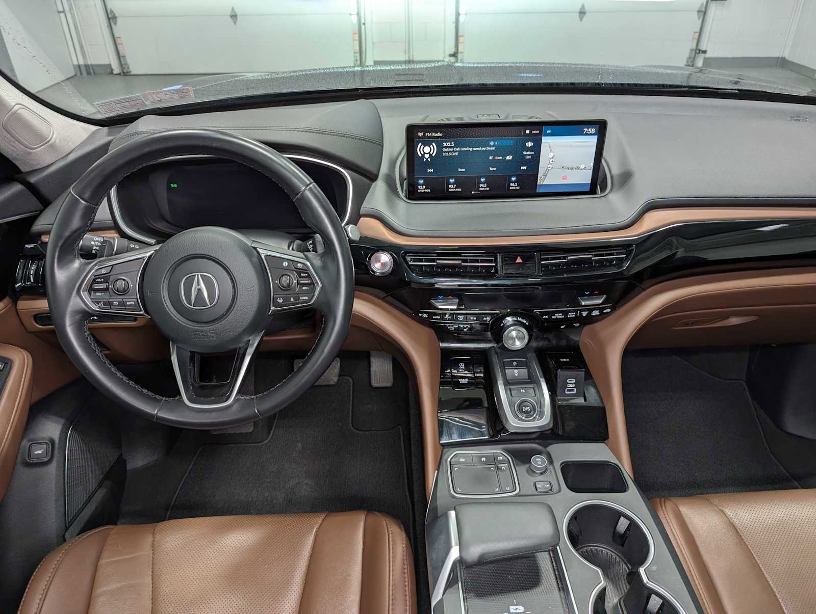 Certified 2023 Acura MDX SH-AWD w/ Technology Package image 18