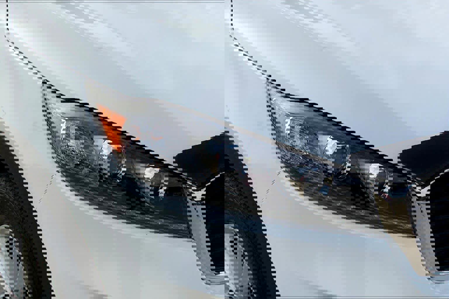 Used 2019 Kia Sorento LX image 25