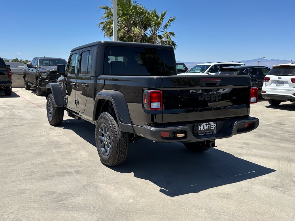New 2026 Jeep Gladiator Sport AWD/4WD image 4
