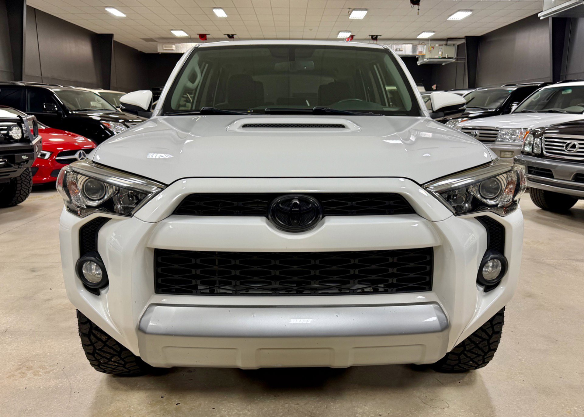 Used 2016 Toyota 4Runner Trail Premium AWD/4WD image 3