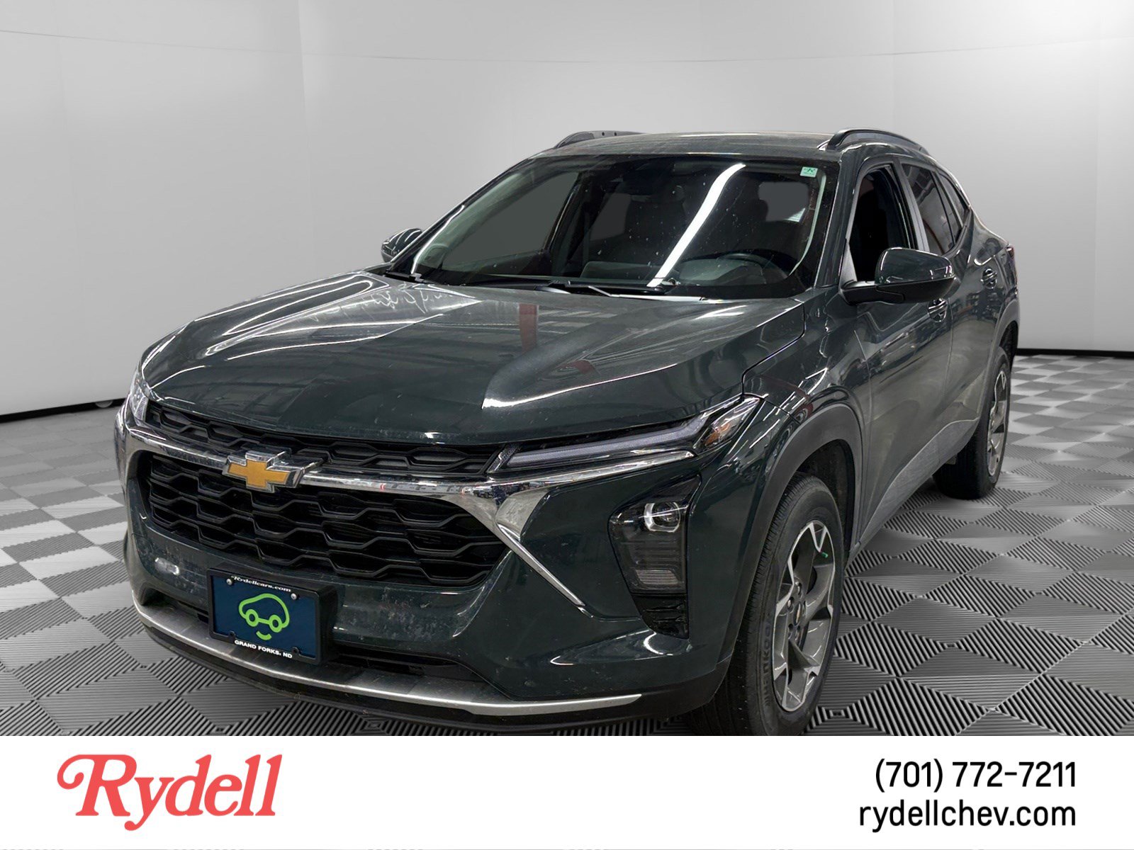 Used 2025 Chevrolet Trax LT w/ Driver Confidence Package FWD image 1