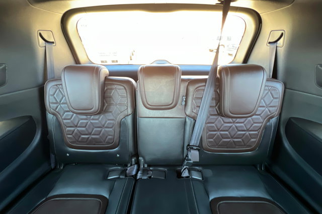 Used 2025 Nissan Armada Platinum Reserve AWD/4WD image 22