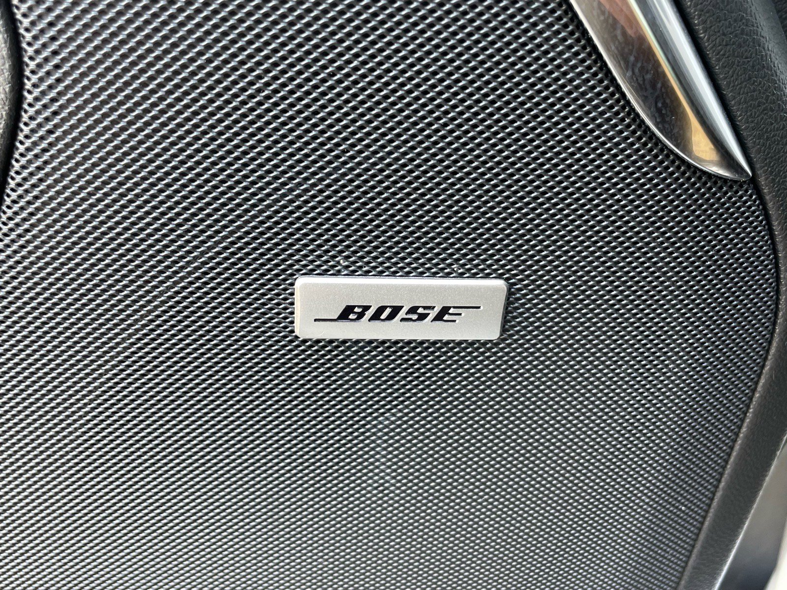 Used 2025 Chevrolet Suburban High Country image 20