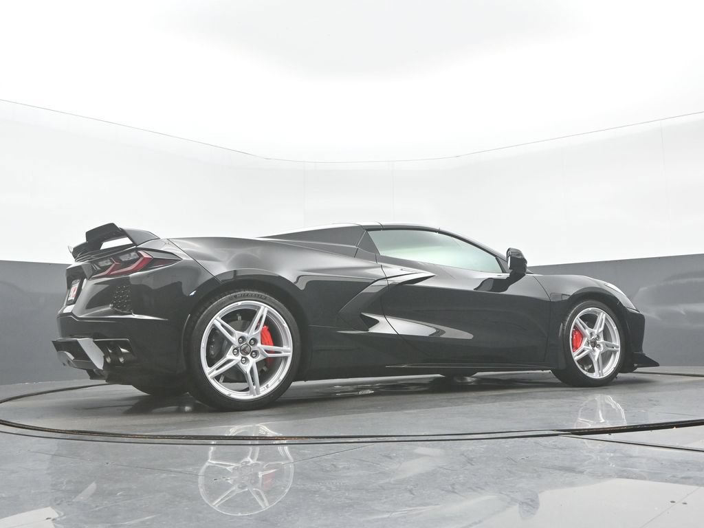 Used 2024 Chevrolet Corvette Stingray Convertible w/ 1LT RWD image 28