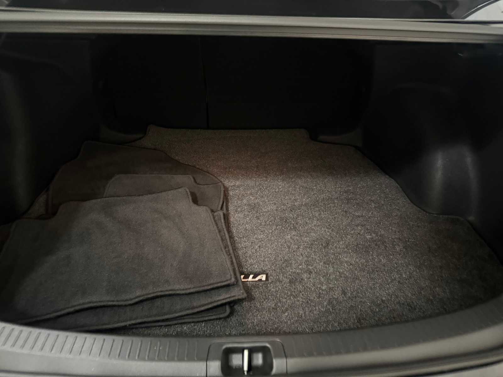 Certified 2023 Toyota Corolla SE w/ Carpet Mat Package (TMS) FWD image 24