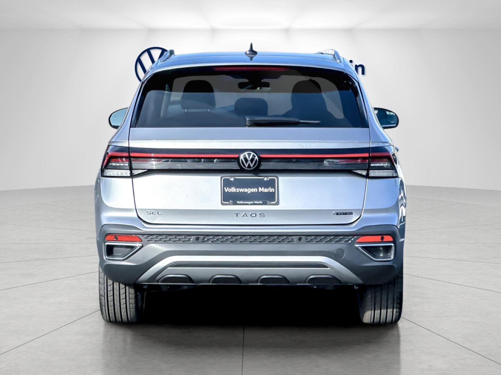 New 2026 Volkswagen Taos SEL image 4