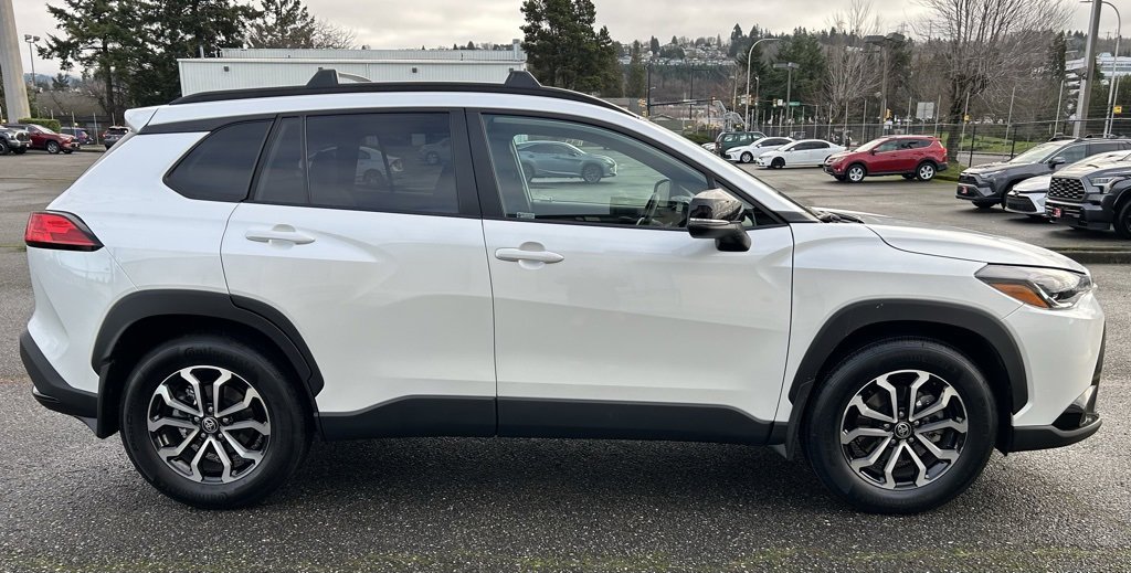 Certified 2025 Toyota Corolla Cross AWD Hybrid image 4