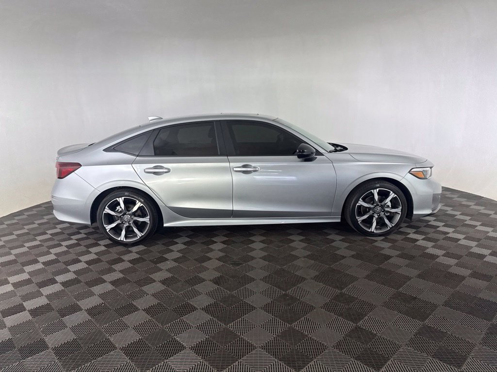 Used 2026 Honda Civic Sport Touring image 4